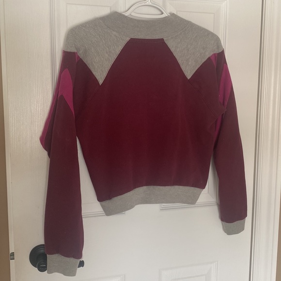 Urban Outfitters Cropped Sweater - Picture 2 of 2